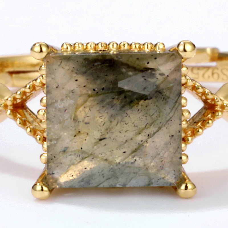 Elegant Labradorite Stone Ring