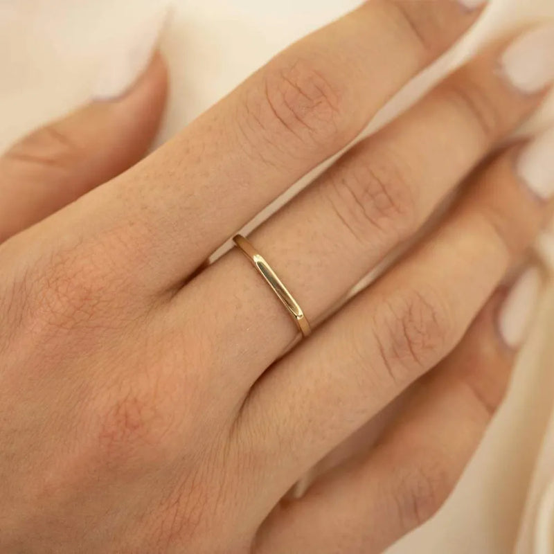 Classic Strip Ring