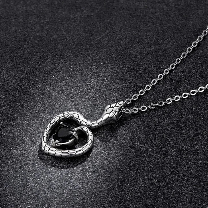 Cobra Pendant Chain