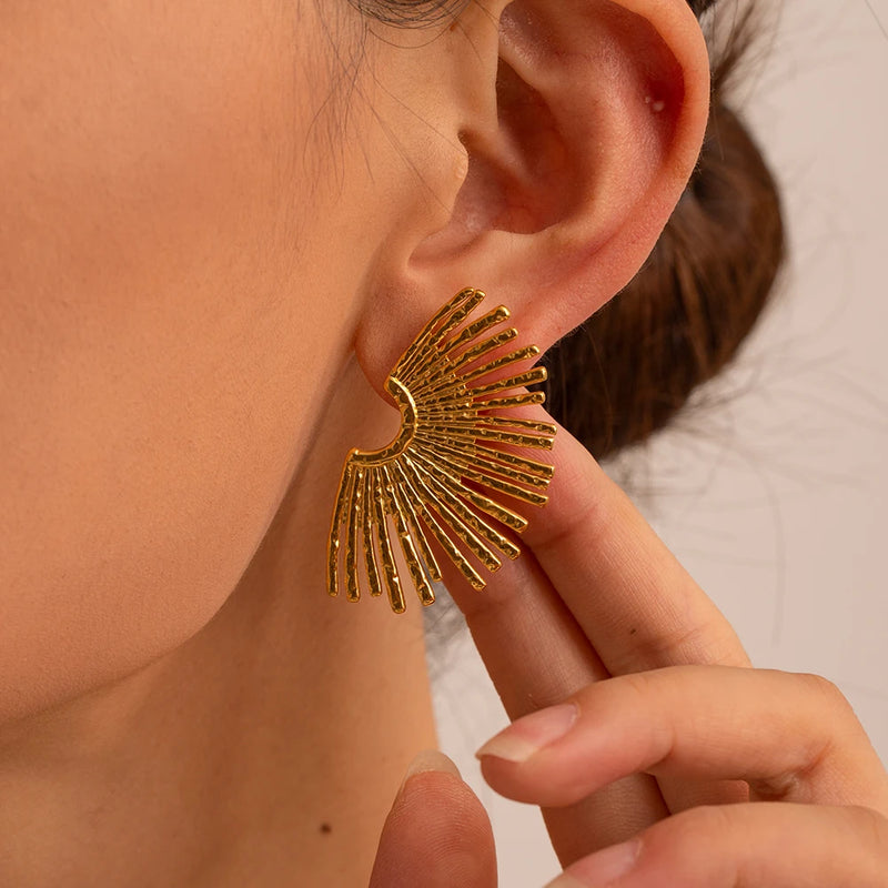 Hollow Sector Semicircular Line Earrings